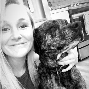 Meet your Posher, Abbie